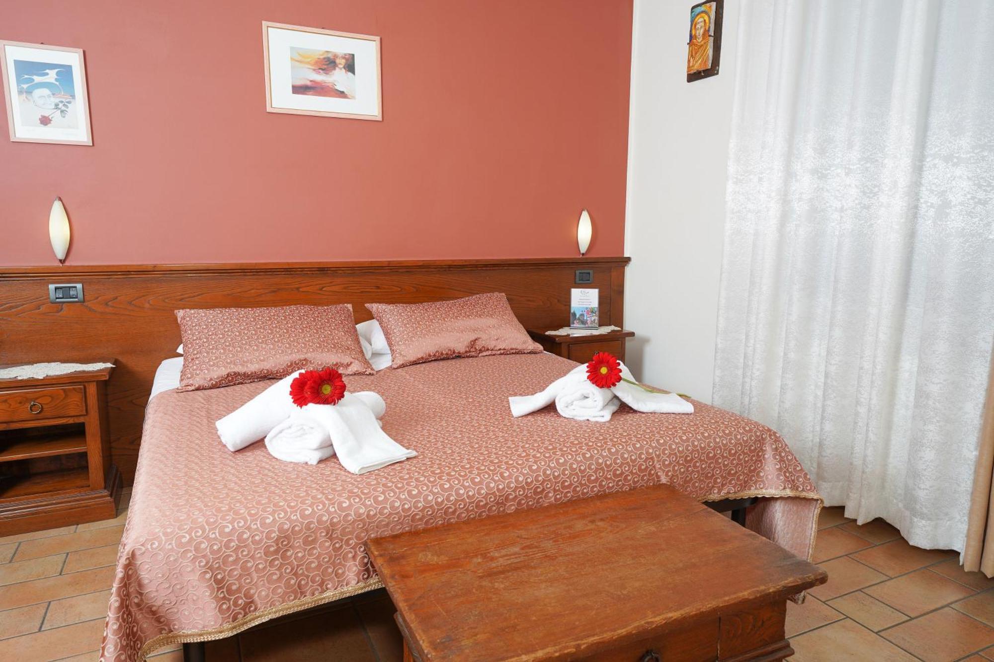Camere Il Cantico Assisi Luaran gambar