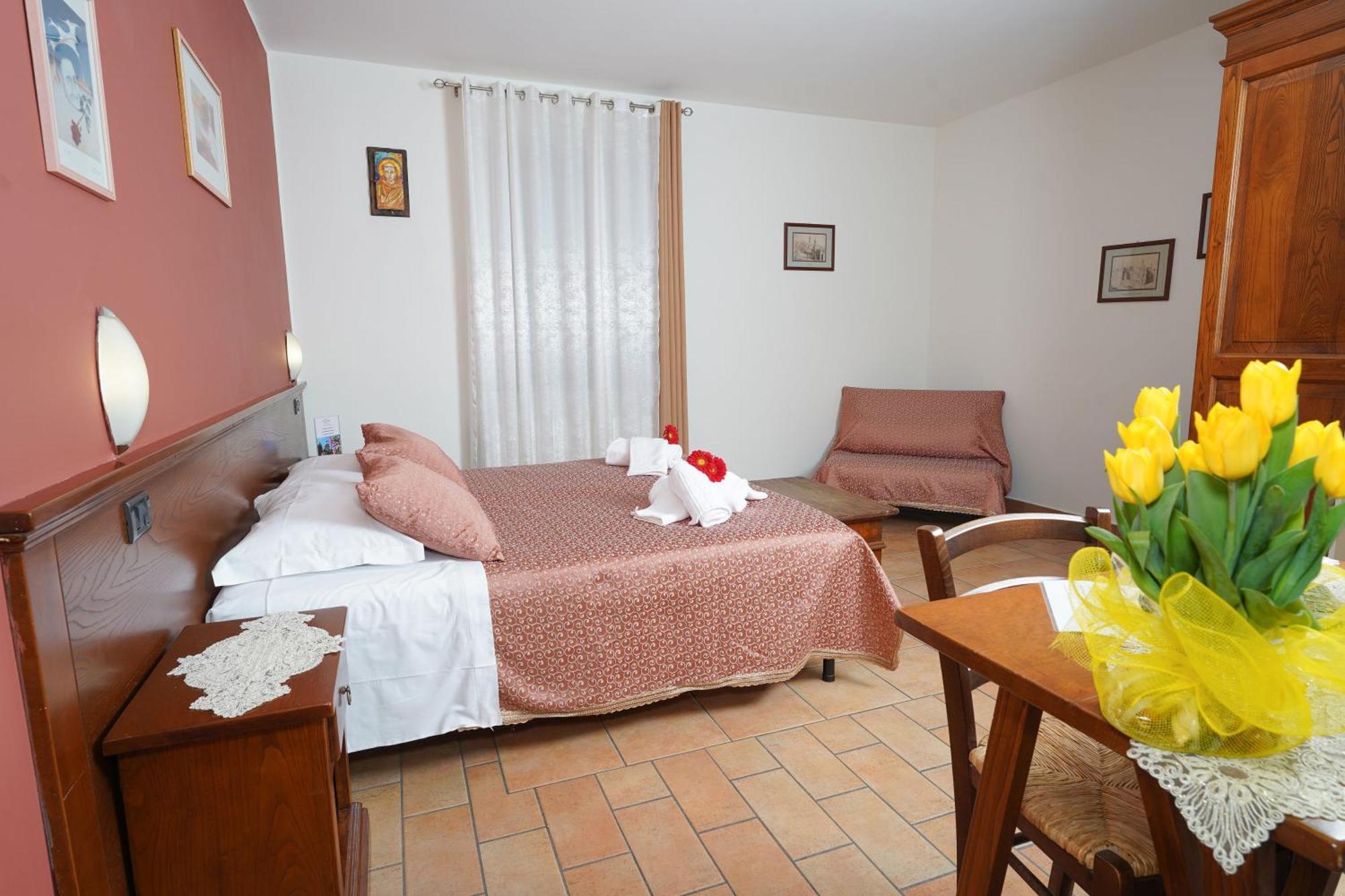 Camere Il Cantico Assisi Luaran gambar