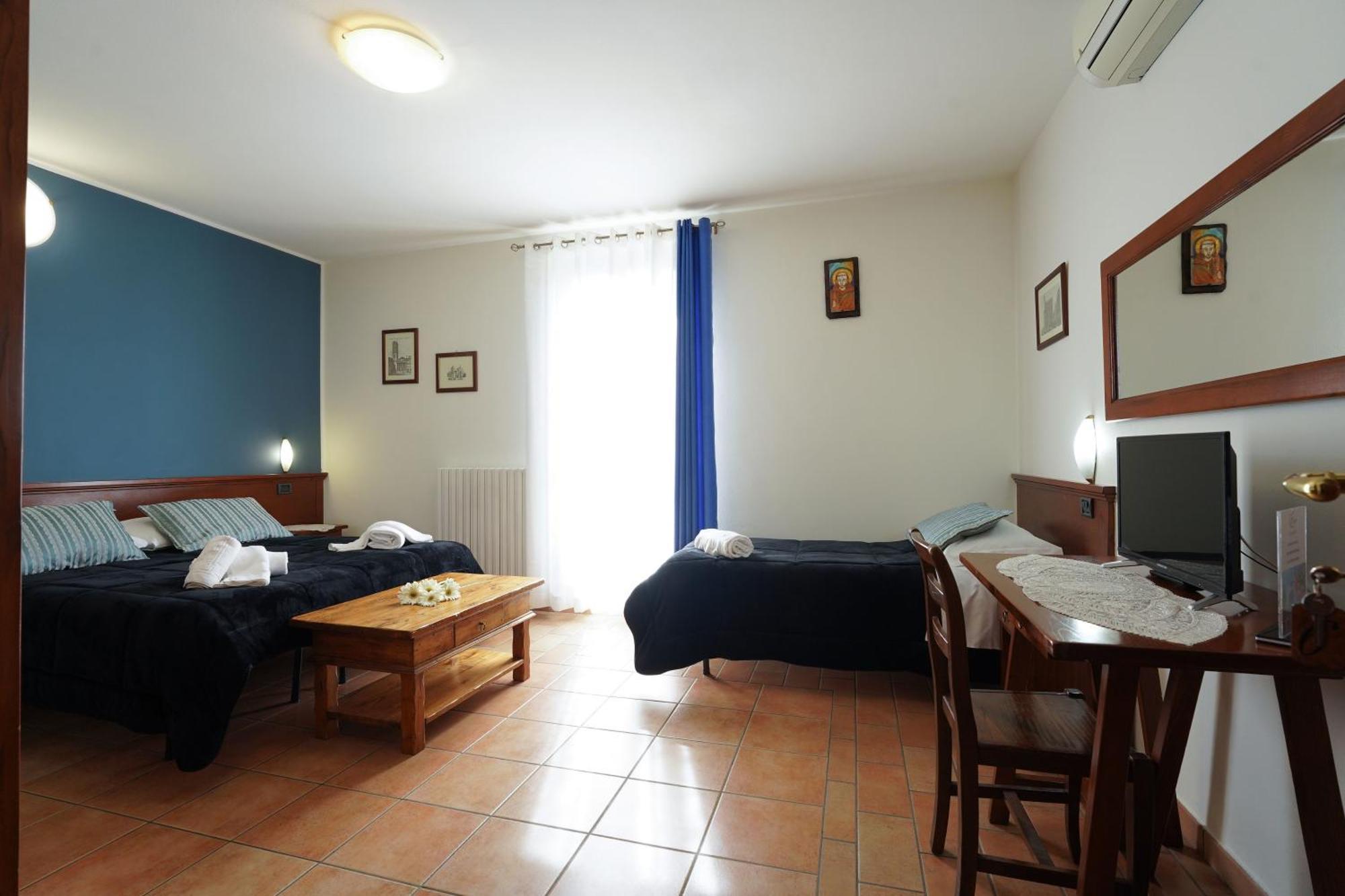 Camere Il Cantico Assisi Luaran gambar