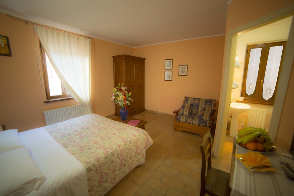Camere Il Cantico Assisi Luaran gambar